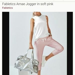 Fabletics size L Arnae jogger in soft pink NWOT
